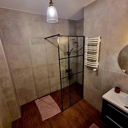 Apartament 'U Podnoza Gromadzynia' Ustrzyki Dolne Exterior photo